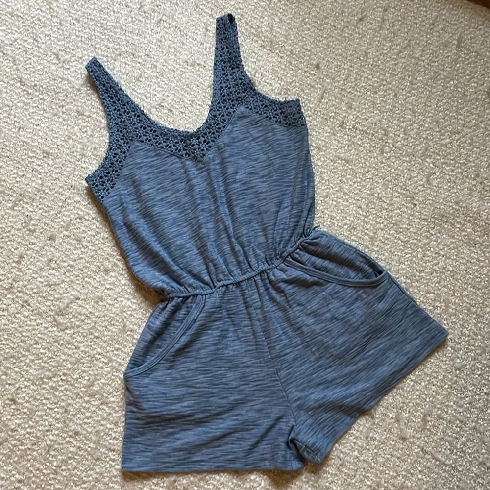 💙 DEREK HEART SIZE SMALL BLUE ROMPER